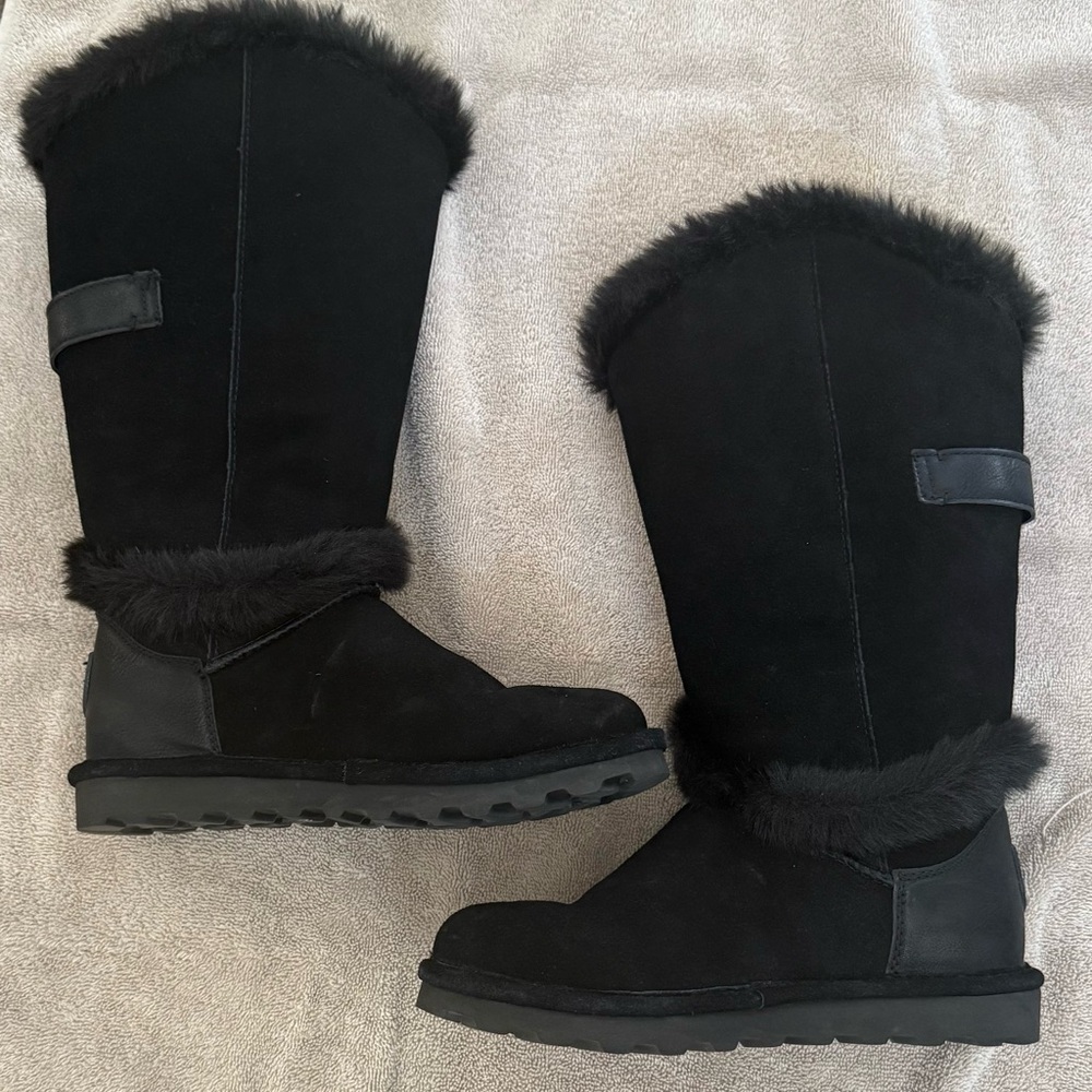 BearPaw Black Faux Fur Mid-Calf Winter Boots with Buckle Detail - Picture 6 of 7